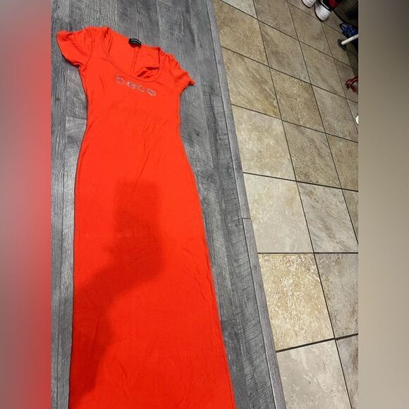 Bebe Maxi Dress - Picture 2 of 3